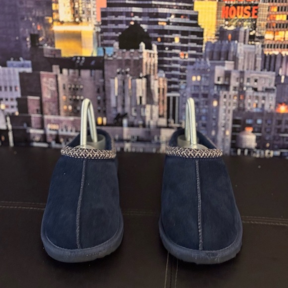 Kids Ugg Tasman slipper size 4 good condtion - Picture 6 of 7